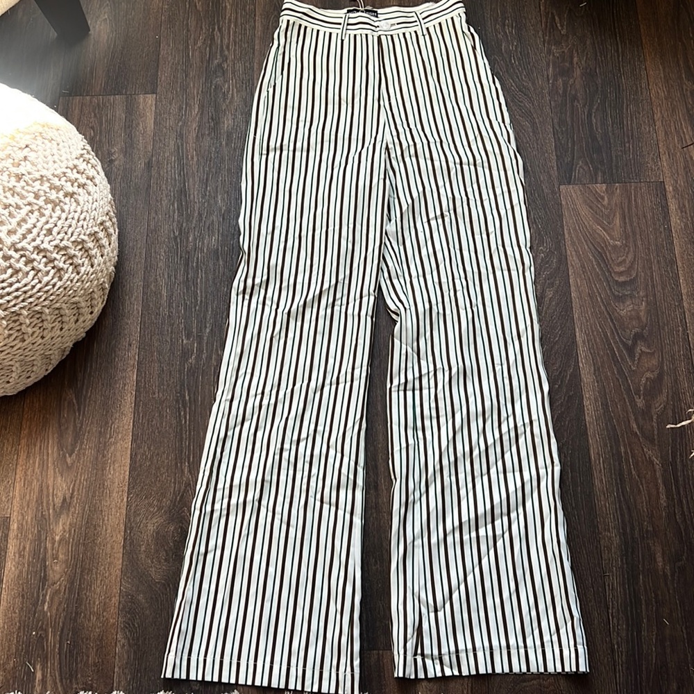 Kittenish Dream on Pants